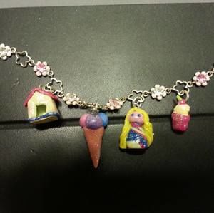 Meet your Posher, Samantha